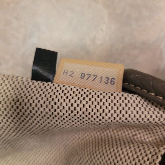 Vintage Dooney & Bourke Slim Zip Top HO23 - Picture 4 of 16